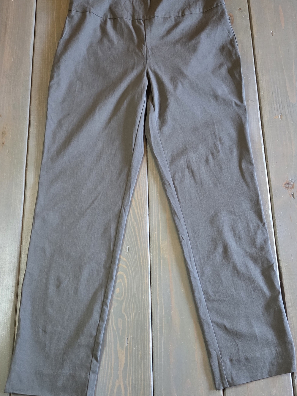 Orvis Slim Stretch Ankle Pants Women’s Size 12 Gray Olive Pull On Work Casual
